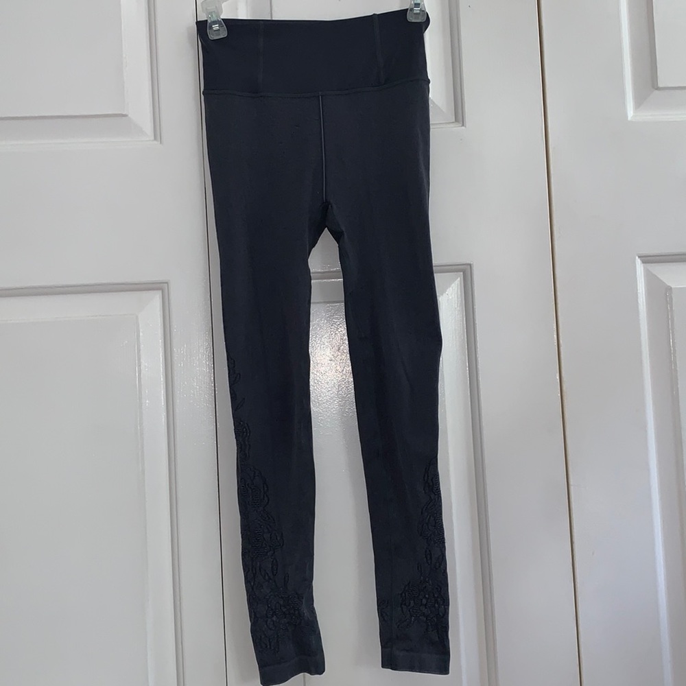 CALIA by Carrie Underwood Leggings